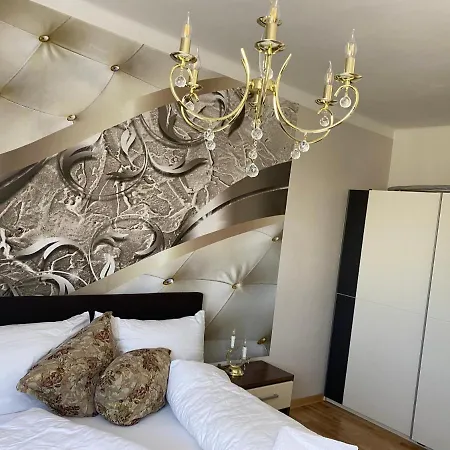 Apartment Apartments Let Me In Portschach am Woerthersee
