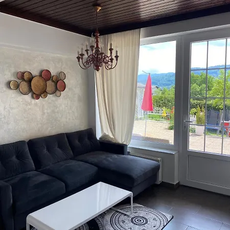 Apartments Let Me In * Portschach am Woerthersee