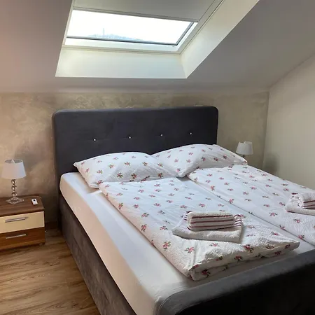 Apartments Let Me In Apartment Portschach am Woerthersee