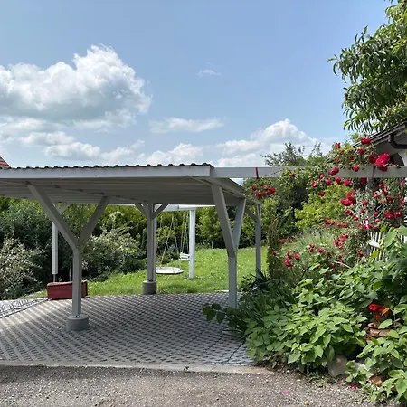 Apartments Let Me In * Portschach am Woerthersee