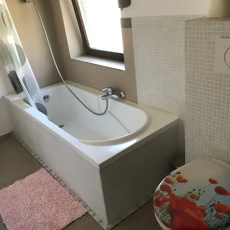 Let Me In Pörtschach am Wörthersee