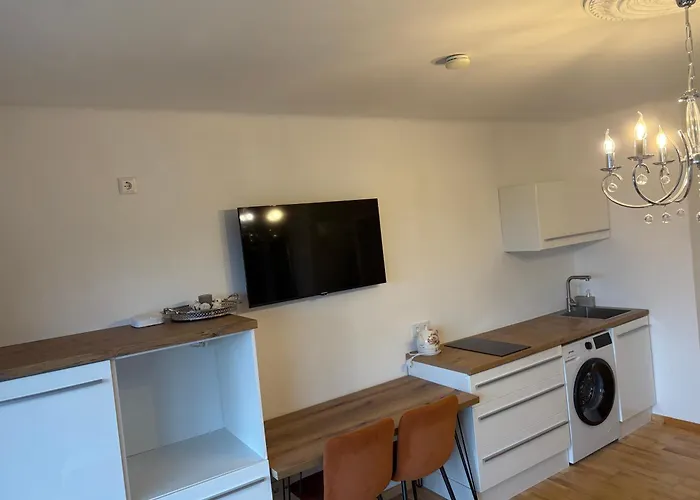 Let Me In Apartament *