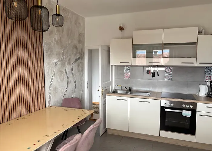 Let Me In アパート